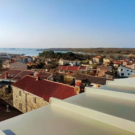 Old Town Rooftop With Ocean View * Funtana